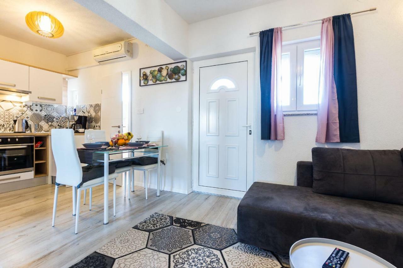 Apartments Mazijini Dvori Zadar Exterior photo